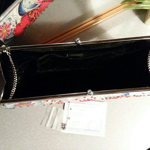 Little Earth Koi Fish license plate purse. - Picture 5 of 8